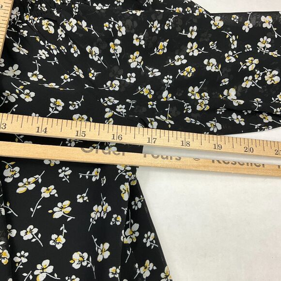 Pleione Blouse Floral Print Off The Shoulder Smocked Short Sleeve Shirt LARGE - Picture 8 of 11